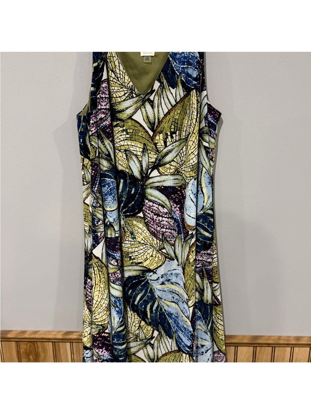 Anne Klein Vibrant Mosaic Leaf Midi Dress Size 12